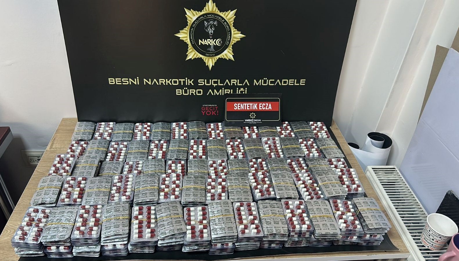 adiyamanda uyusturucu operasyonu 2 kisi tutuklandi erc1RIyA