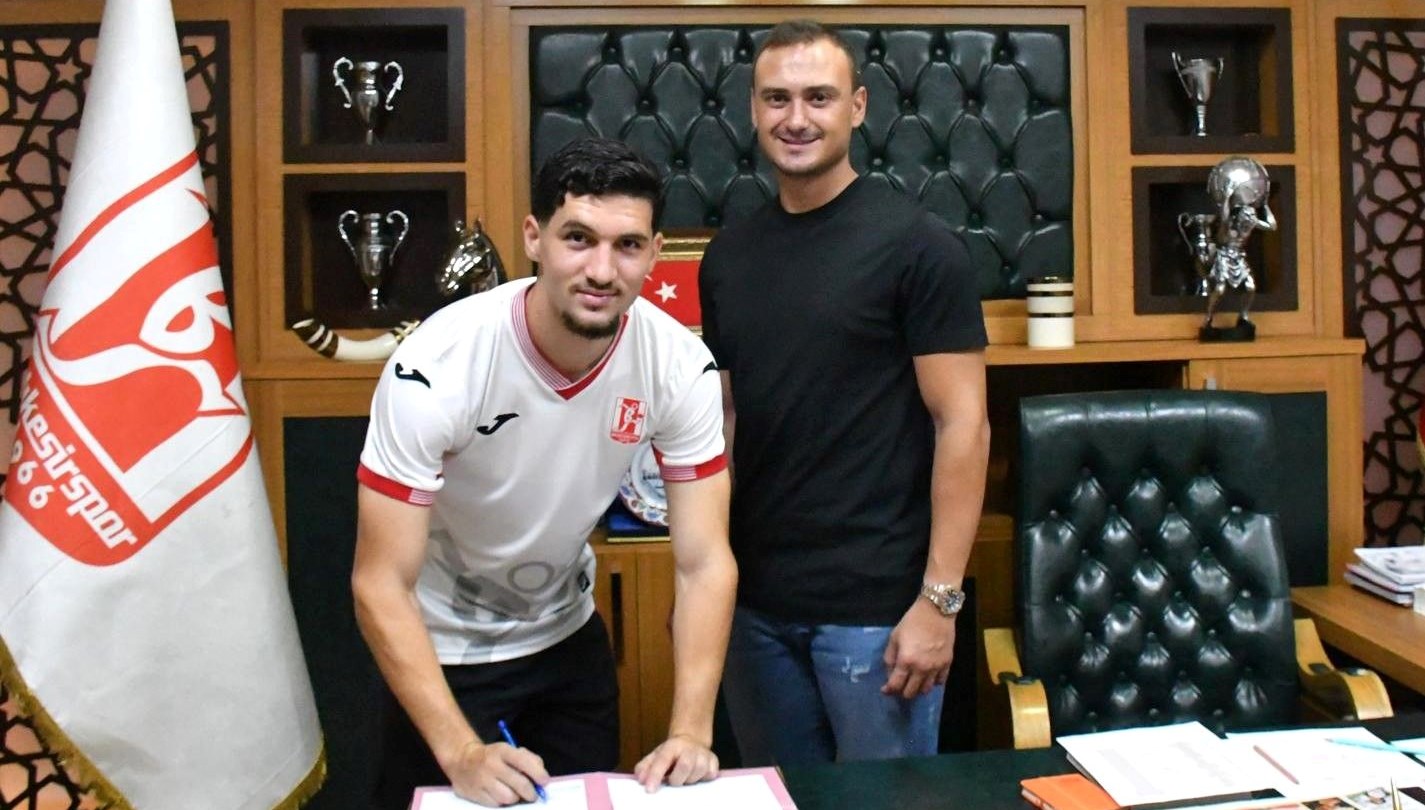 balikesirspordan iki transfer daha 8cD4Ik6Q