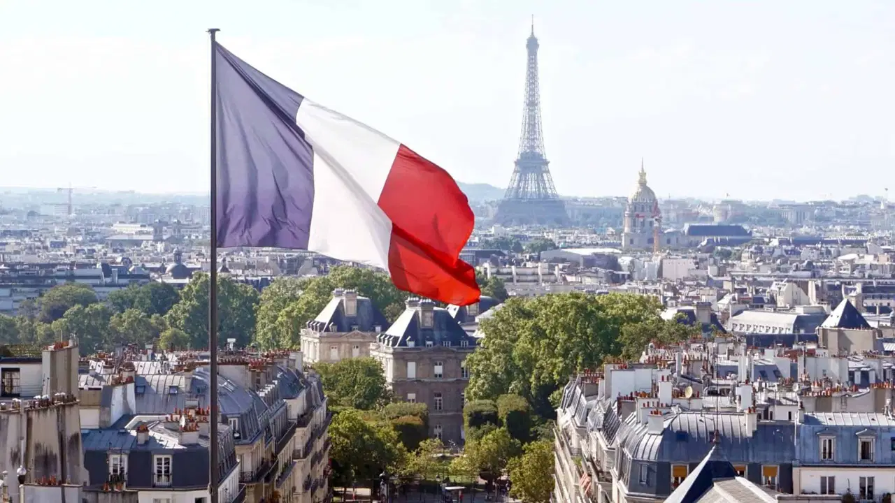 fransanin kredi notu dusuruldu ab mali kurallarina uyum konusunda zayif aciklamasi uABLGzjQ