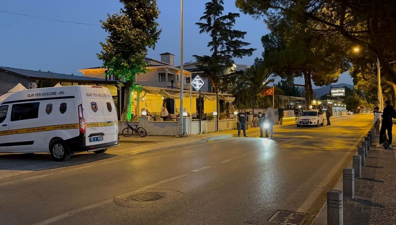 iznikte kafeye silahli saldiri 1 yarali MVabF2AE