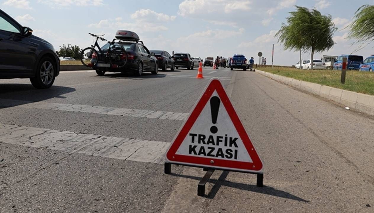 koycegizde trafik kazasi 4 kisi yaralandi TyaT5G7D