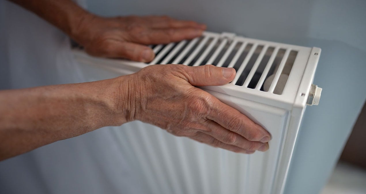 surekli usuyen el ve ayaklar tehlikenin habercisi derhal kontrol edilmeli fqzcZCAO