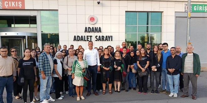 63 kisinin oldugu tutar yapi sitesi davasinda saniklara 15er yil hapis F7ywjveu.jpg