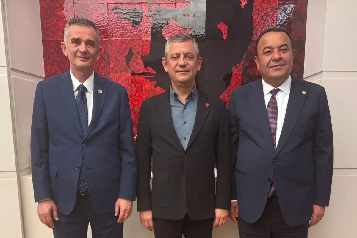 bagimsiz milletvekili umit dikbayirin chpye katilacagi iddia edildi yTrazCLn.jpg