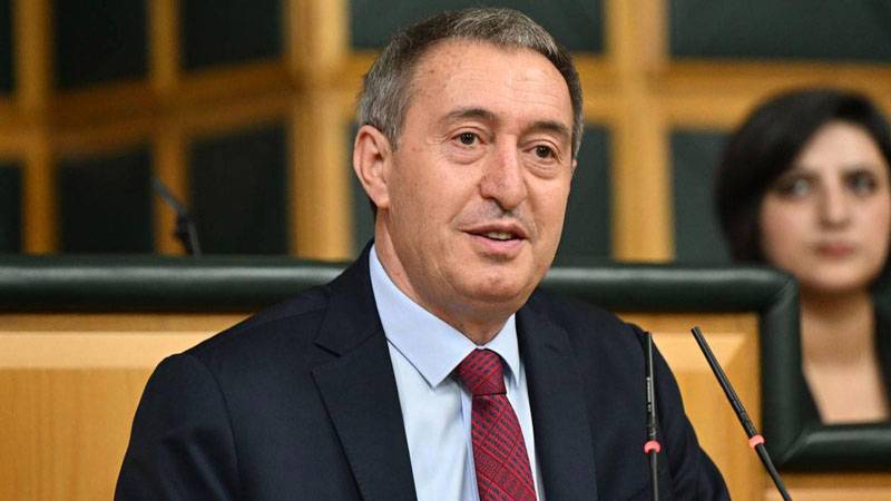 bakirhandan surec mesaji digerlerinin de ayni sekilde silah birakmasi icin bir gecis yasasi gerekiyor meMOaFe7