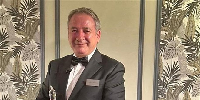 sisecam eski yonetim kurulu baskani kirmana yurtdisi cikis yasagi rbY2Ghlu.jpg