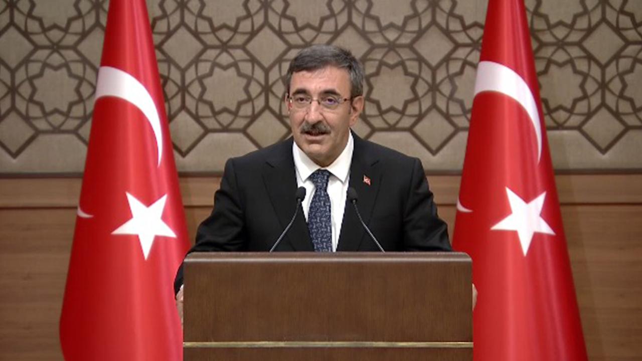 cevdet yilmaz sayin bahceli onlara bilge bir cevap verdi UcxSs5uf.jpg